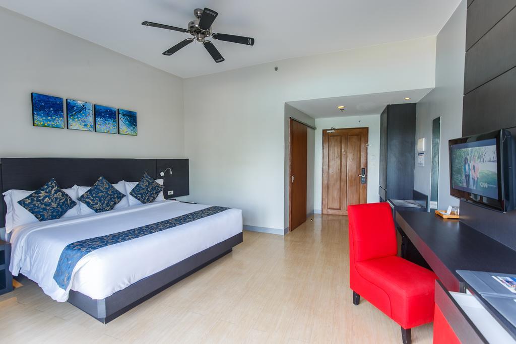 Solea Seaview Resort Lapu-Lapu City Esterno foto