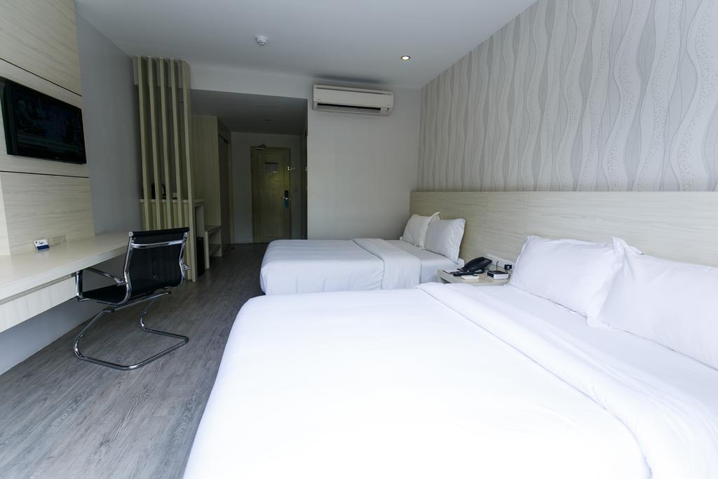Solea Seaview Resort Lapu-Lapu City Esterno foto