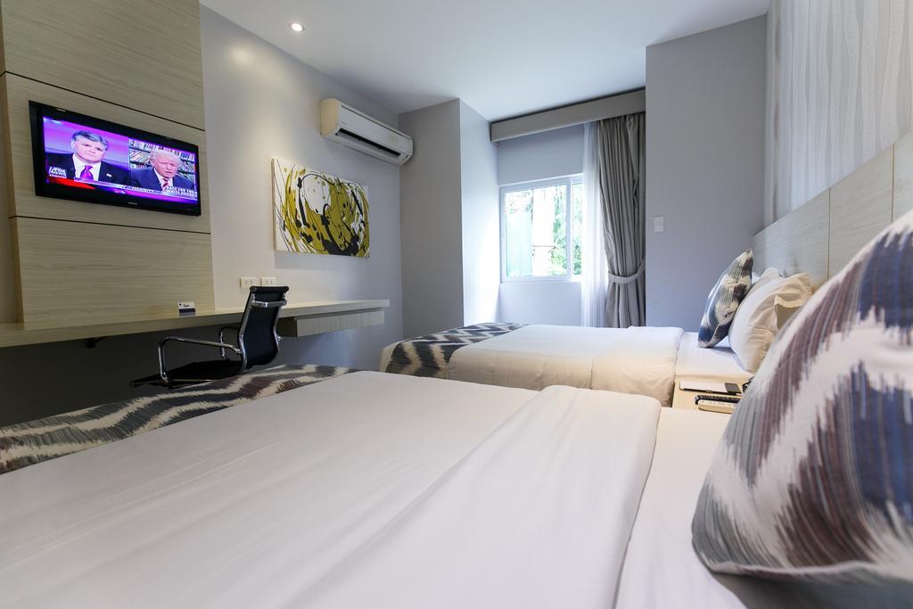 Solea Seaview Resort Lapu-Lapu City Esterno foto